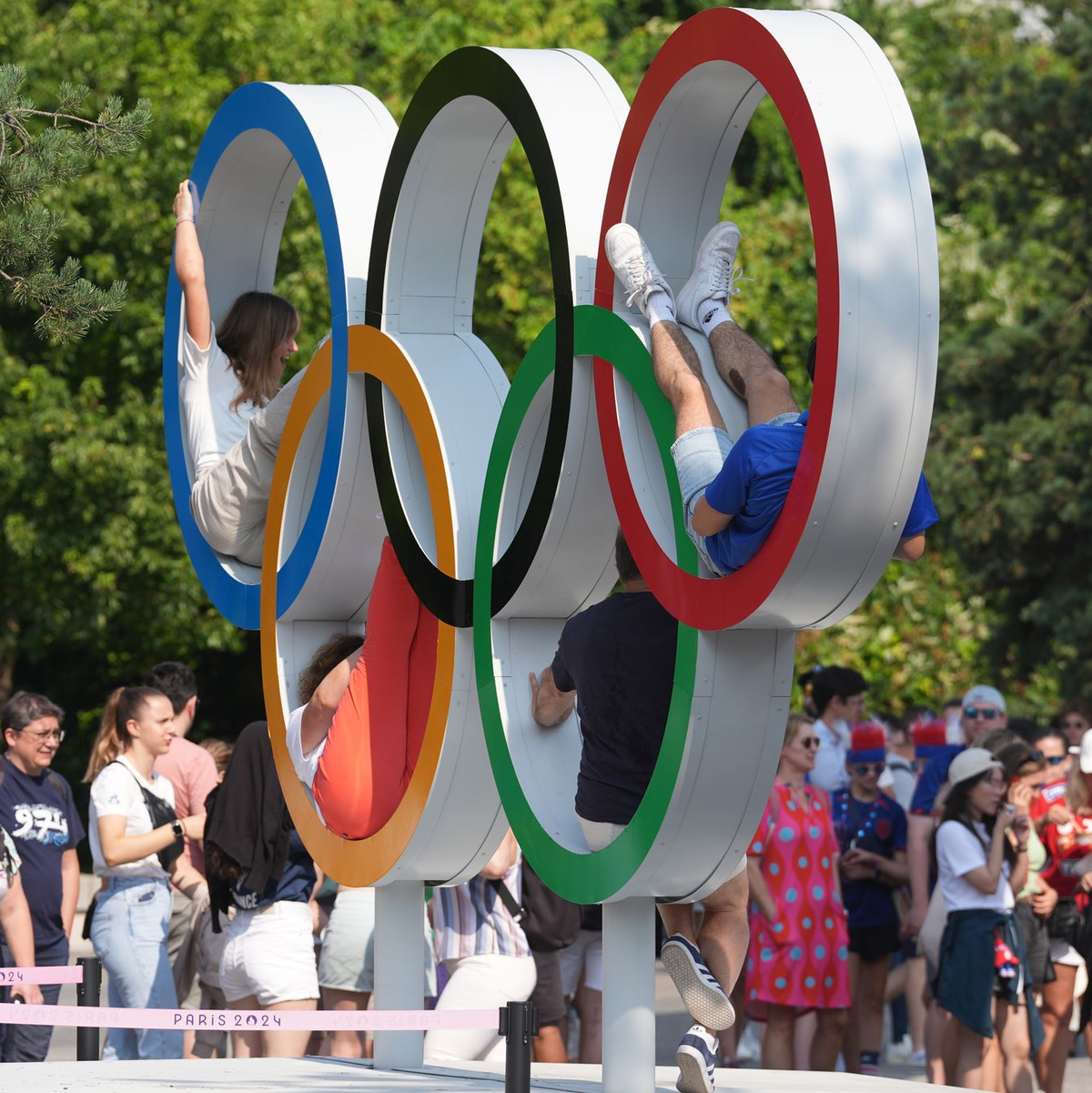 Die olympischen Ringe in Paris - Foto: Marcus Brandt/dpa