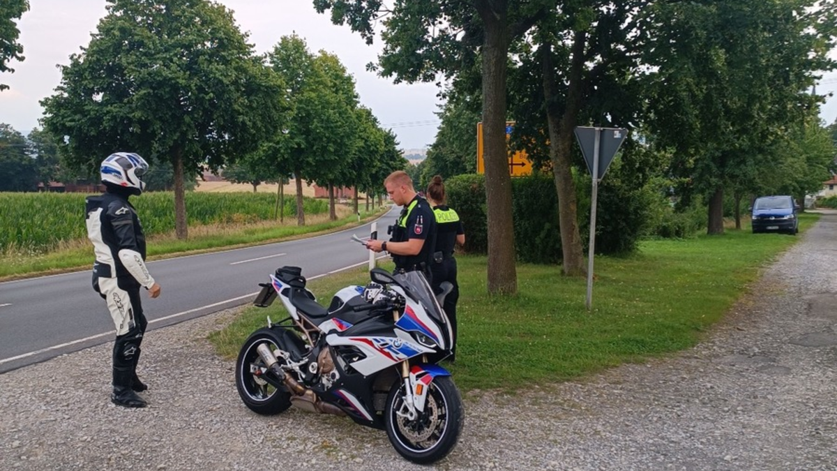 POL-HI: Polizei kontrolliert Motorräder am Weinberg - Foto: presseportal.de
