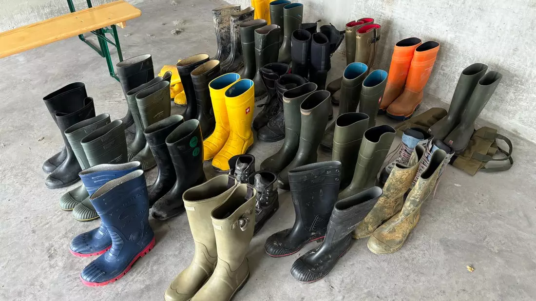 POL-OG: Rust - Auf Gummistiefel abgesehen, Geschädigte nach Einbrüchen gesucht - Bild: presseportal.de