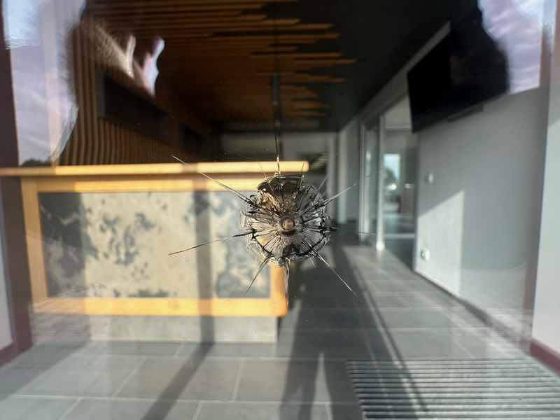 POL-MI: Mehrere Fensterscheiben durch Schüsse beschädigt - Foto: presseportal.de