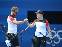 Das Ziel ist 70 Meter entfernt. - Foto: Sina Schuldt/dpa