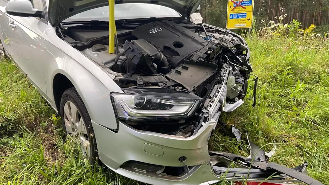 POL-PDNW: (Haßloch) Schwerer Verkehrsunfall mit 5 verletzten Personen - Bild: presseportal.de