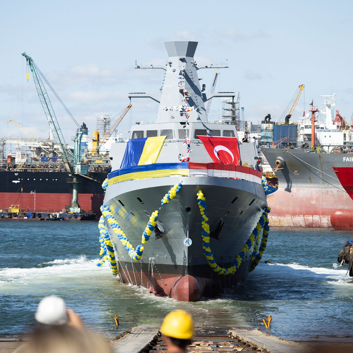 Die Ukraine will ihre Kriegsflotte nach Verlusten mit dem Bau neuer Schiffe wieder auf Vordermann bringen. (Archivbild) - Foto: Uncredited/Ukrainian Presidential Press Office/AP/dpa