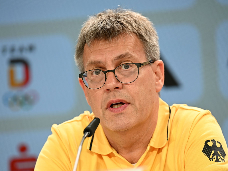DOSB-Präsident Thomas Weikert hätte sich in der ersten Olympia-Woche ein paar mehr deutsche Medaillen gewünscht. - Foto: Marijan Murat/dpa