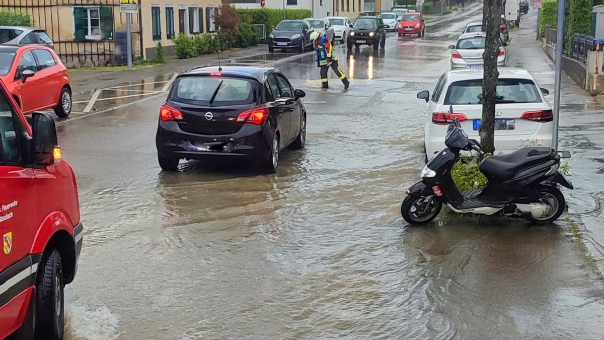 FW Stockach: Zwei Verkehrsunfälle auf der Autobahn - Foto: presseportal.de