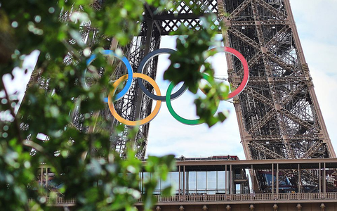 Eiffelturm mit Olympischen Ringen (Archiv) - Foto: über dts Nachrichtenagentur