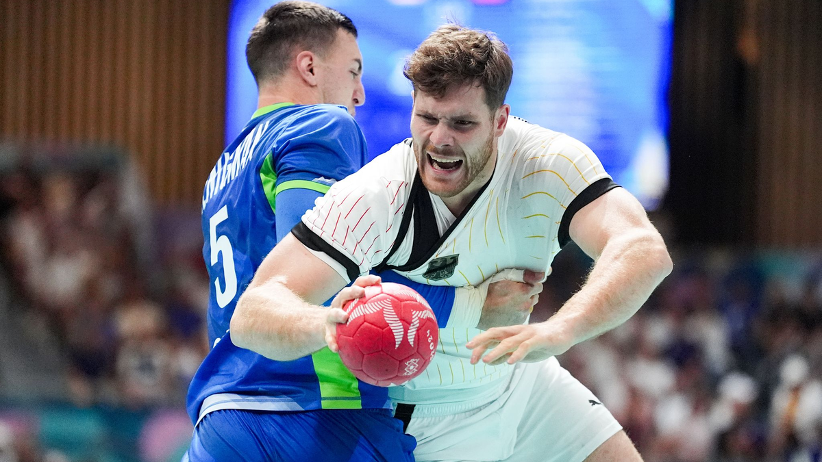 Sloweniens Trainer Uros Zorman hat Spekulationen genährt, dass sein Team gegen Deutschland absichtlich verloren hat. - Foto: Marcus Brandt/dpa