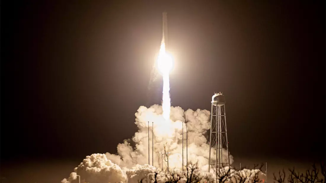 Diese Aufnahme zeigt einen «Cygnus»-Start im November 2022. (Archivfoto) - Bild: Terry Zaperach/Nasa/Planet Pix via ZUMA Press Wire/dpa