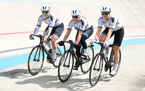 Die deutschen Teamsprinterinnen Pauline Grabosch, Emma Hinze und Lea Sophie Friedirch (v.l) haben Olympia-Gold im Visier. - Foto: Bernd Weißbrod/dpa