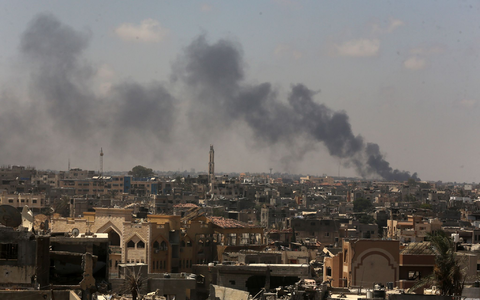 Angriff im Gazastreifen (Archivbild) - Foto: Omar Ashtawy/APA Images via ZUMA Press Wire/dpa