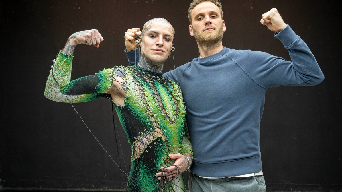 Wann ist ein Mann ein Mann? fragt 