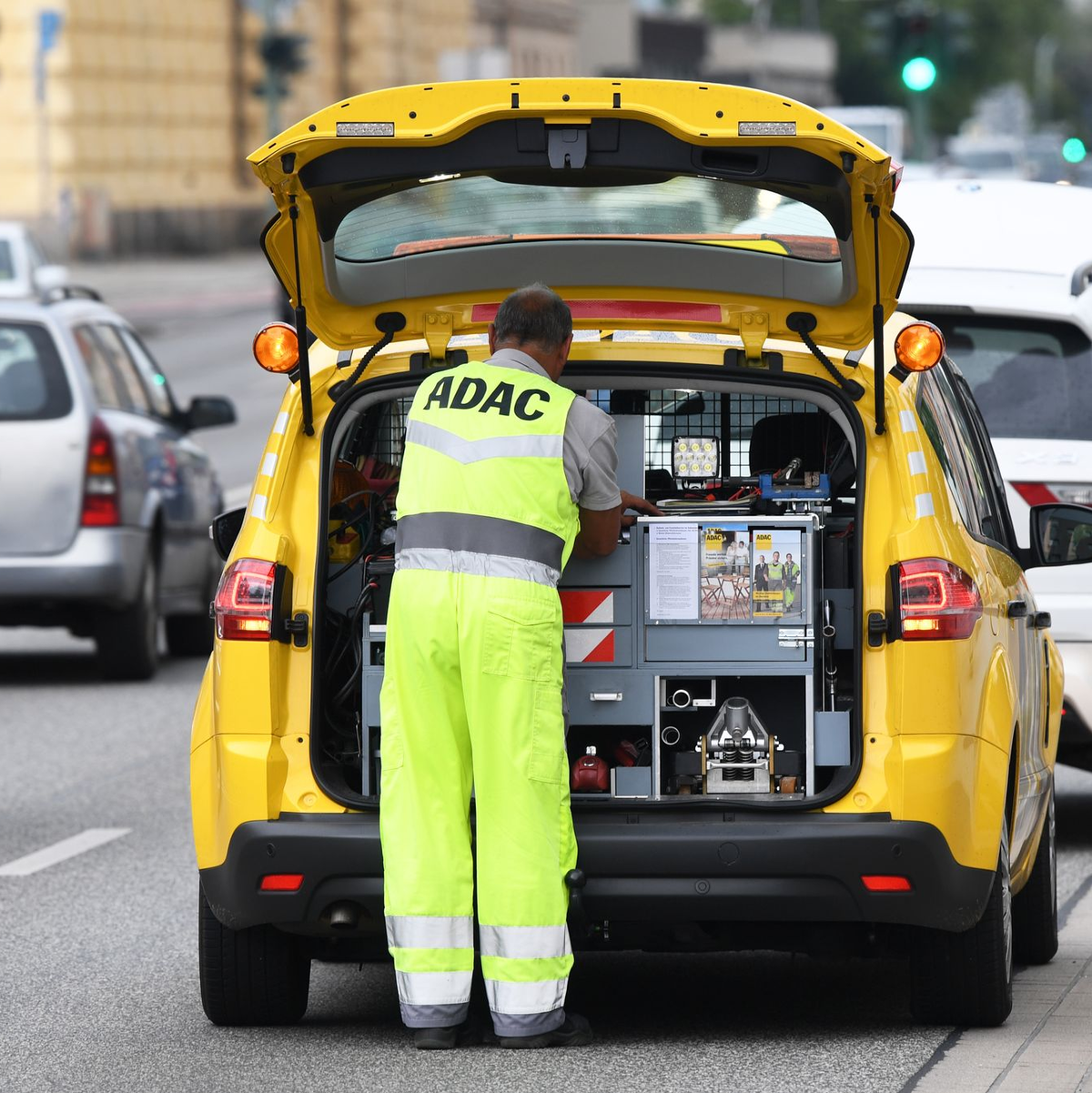 Helfer in der Not: Der ADAC wächst weiter - Foto: Ralf Hirschberger/ZB/dpa