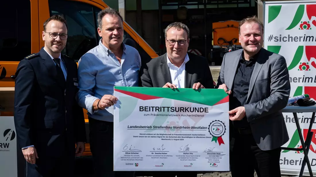 Straßen.NRW tritt dem Präventionsnetzwerk #sicherimDienst bei - NRW-Verkehrsminister Oliver Krischer zeigt Unterstützung für mehr Sicherheit - Bild: presseportal.de