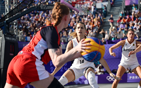 Das Halbfinale gegen Kanada. - Foto: Sina Schuldt/dpa