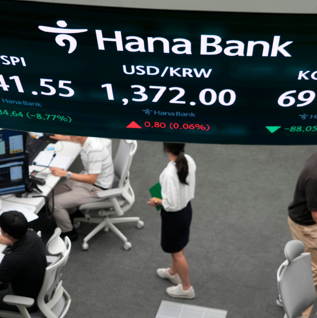 Die Börsen in Asien erholen sich nach dem Absturz am Vortag - Foto: Ahn Young-joon/AP/dpa