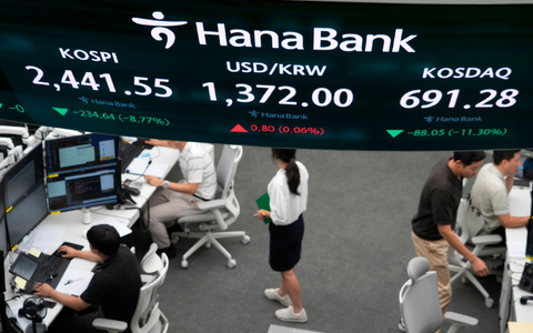 Die Börsen in Asien erholen sich nach dem Absturz am Vortag - Foto: Ahn Young-joon/AP/dpa