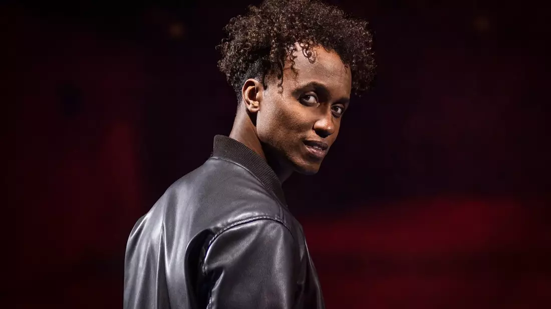 MJ - Das Michael Jackson Musical: Benét Monteiro in der Titelrolle / Deutschlandpremiere im Stage Theater an der Elbe in Hamburg am 1. Dezember 2024 - Bild: presseportal.de