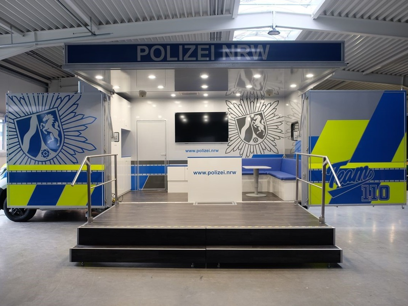 POL-DU: Dellviertel: Die Personalwerber ON TOUR - Komm ins Team 110! - Foto: presseportal.de