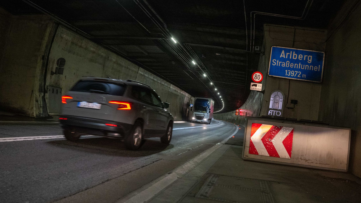 Der Arlbergtunnel soll pünktlich zur Wintersaison wieder eröffnet werden. - Foto: Zeitungsfoto.At/Liebl Daniel/apa/dpa