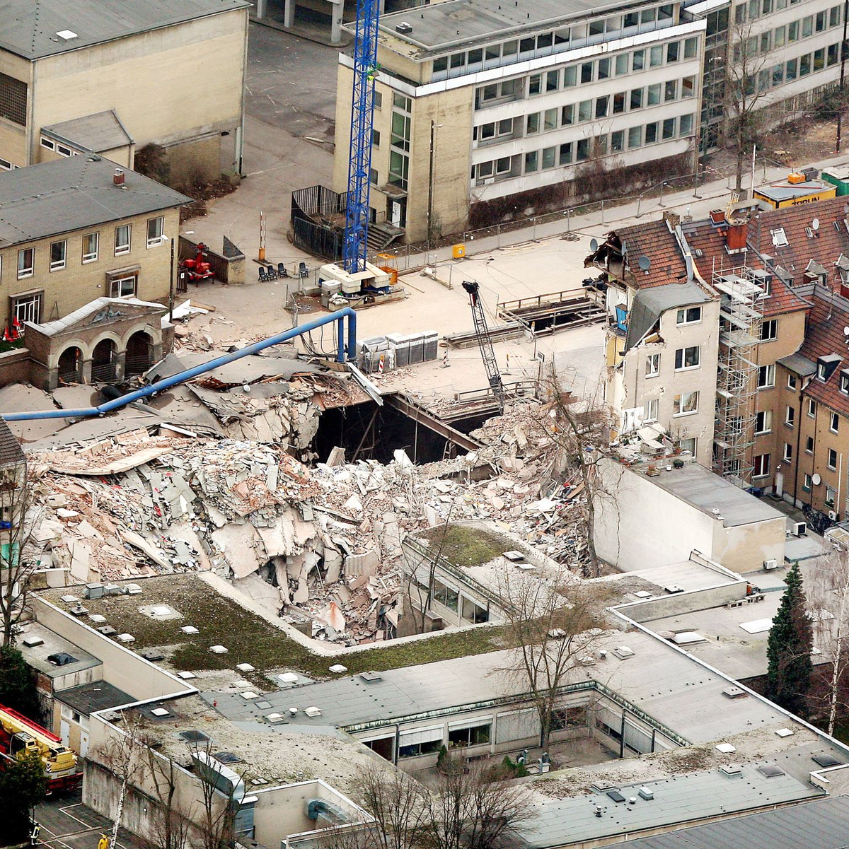 Bei dem Einsturz starben zwei Menschen und unzählige Dokumente wurden verschüttet. (Archivfoto) - Foto: Oliver Berg/dpa