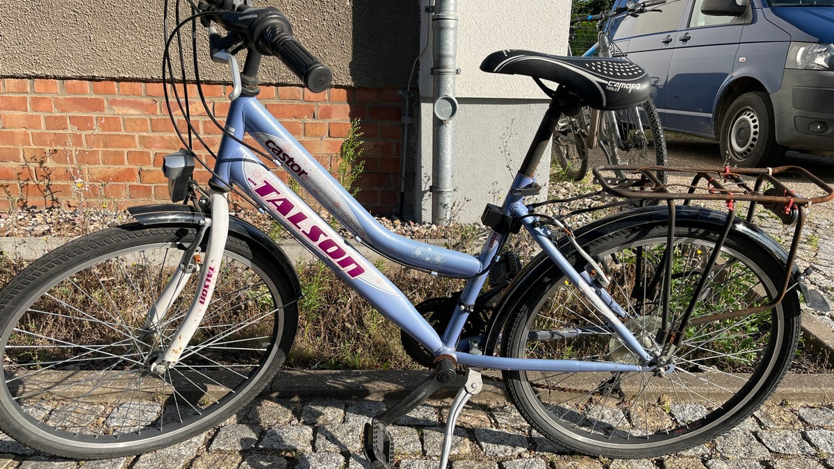 POL-HRO: Kriminalpolizei sucht Eigentümer von zwei Fahrrädern - Foto: presseportal.de