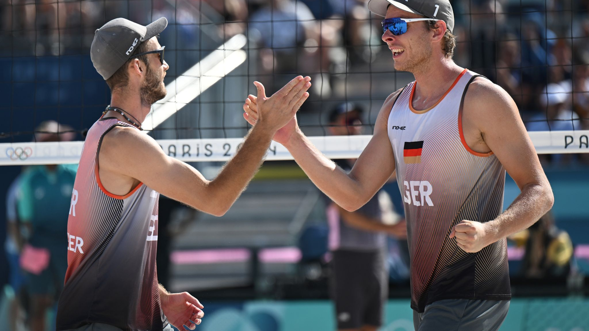 Die Deutschen stehen im Halbfinale. - Foto: Marijan Murat/dpa