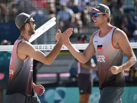 Nils Ehlers (r) zeigt in den letzten zwei Jahren eine starke Entwicklung. - Foto: Marijan Murat/dpa