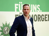 Der Bundesvorsitzende der Gewerkschaft der Polizei hat Ideen, wie man Menschen zur Abgabe von Messern bewegen könnte. (Archivfoto) - Foto: Wolfgang Kumm/dpa