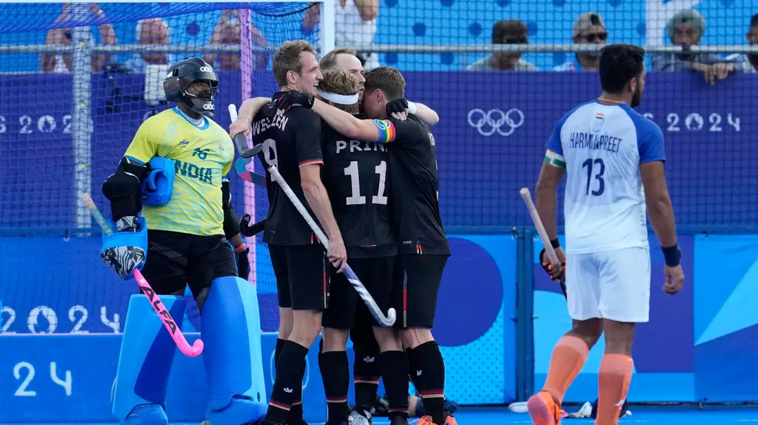 Die deutsche Hockey-Nationalmannschaft ist ins Olympia-Finale eingezogen. - Bild: Anjum Naveed/AP/dpa