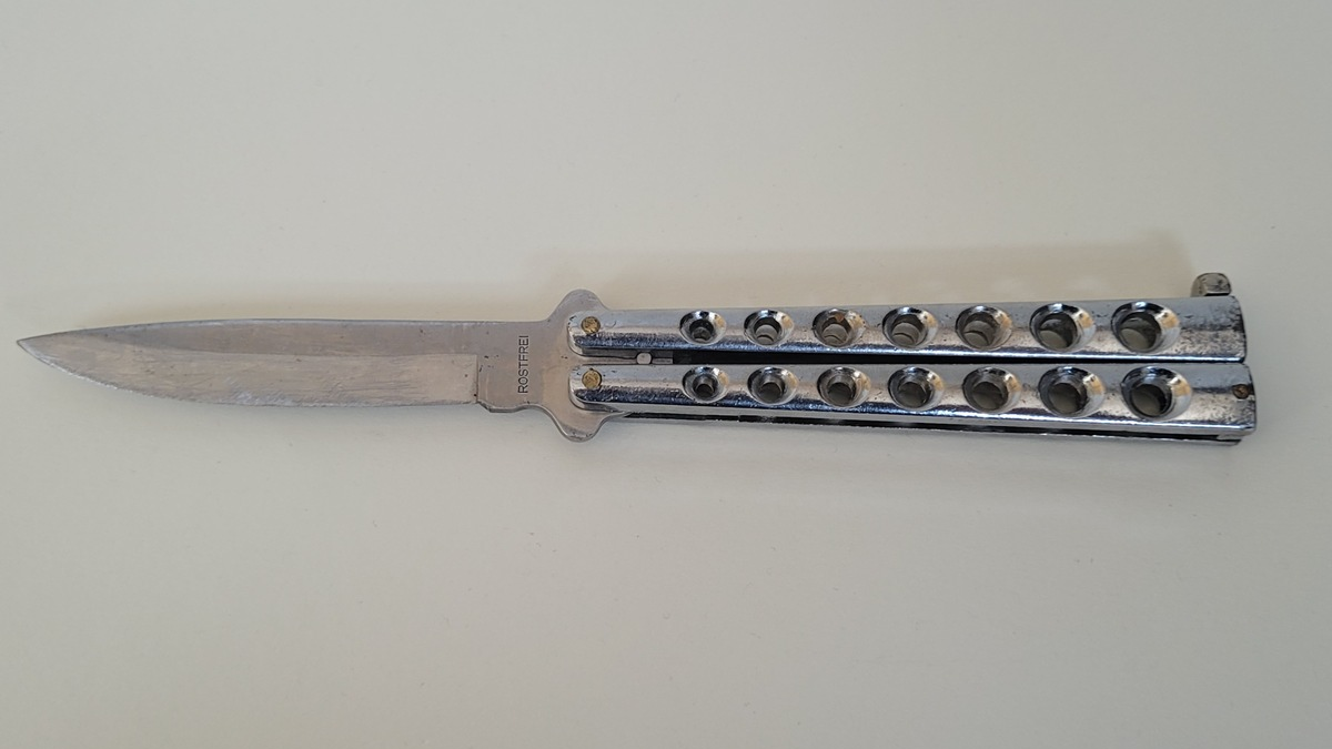 BPOL-HH: (FOTO) Bundespolizei am Hamburg Airport: verbotenes Butterflymesser führt zur Strafanzeige - Foto: presseportal.de