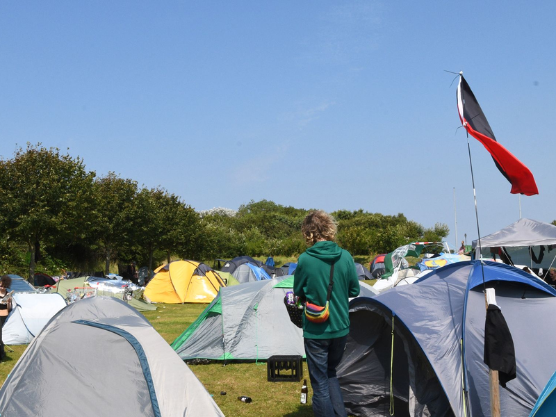 Im Sommer sollen die Punk-Protestcamps auf Sylt in die vierte Runde gehen. - Foto: Lea Albert/dpa