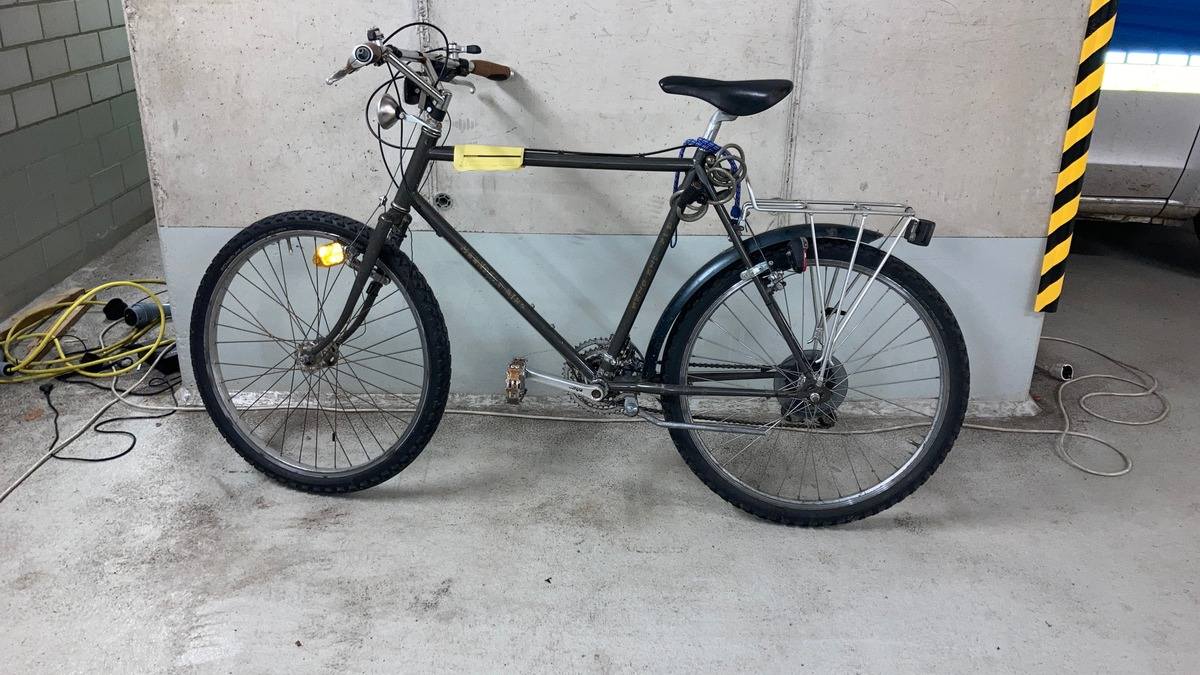 POL-DA: Darmstadt: Polizei sucht Besitzer eines grauen Fahrrads aus dem Herrngarten / Wer erkennt sein Fahrrad? - Foto: presseportal.de