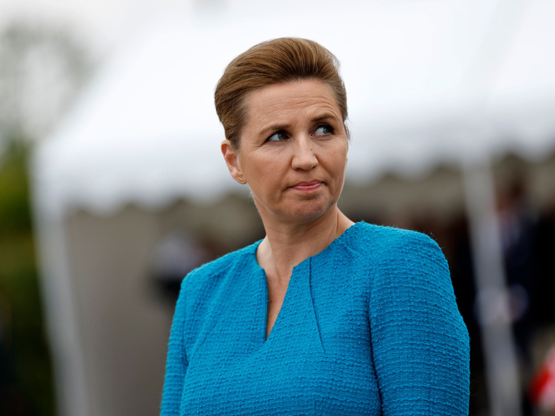 Nach Schlag auf Dänemarks Ministerpräsidentin Mette Frederiksen wir der Täter verurteilt. (Archivbild) - Foto: Jeremias Gonzalez/AP/dpa