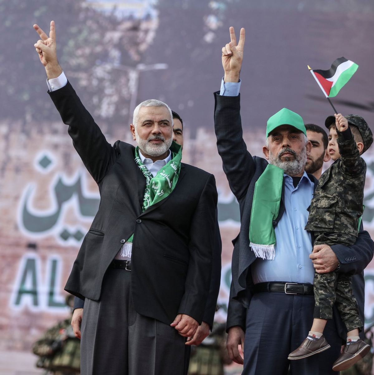 Sinwar (r) übernimmt nun auch die Agenden des getöteten Vorsitzenden des Hamas-Politbüros, Ismail Hanija (l). (Archivbild) - Foto: picture alliance / Wissam Nassar/dpa