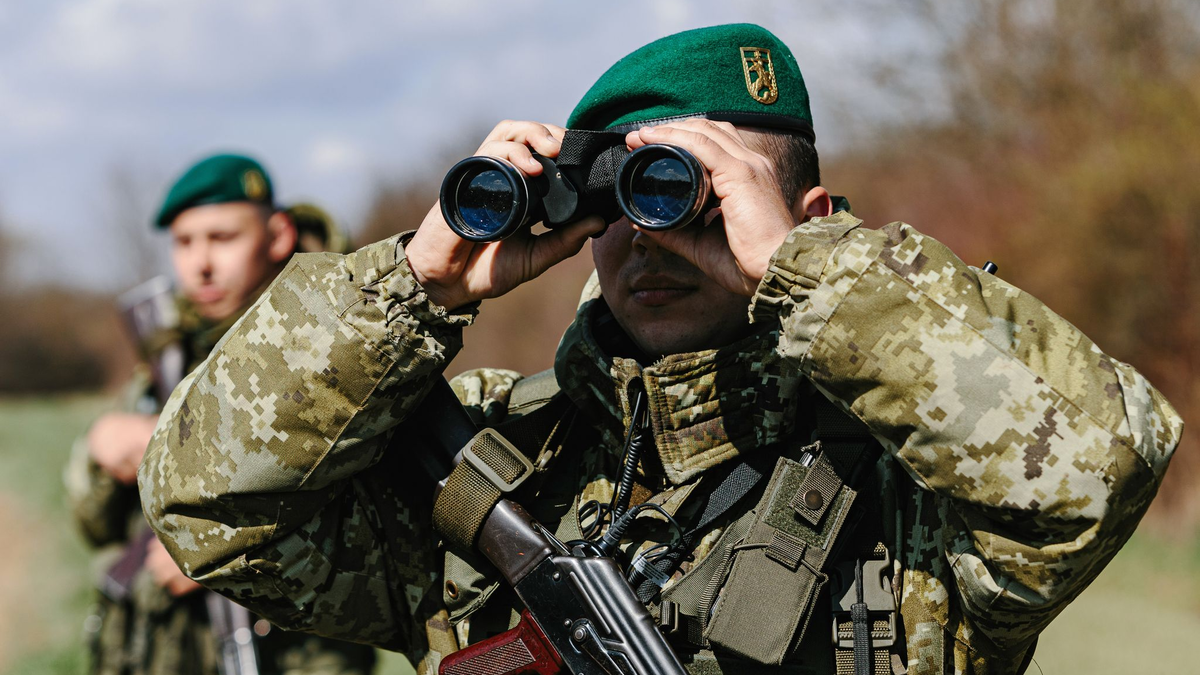 Der ukrainische Grenzschutz hindert immer wieder kriegsunwillige Wehrpflichtige an der Flucht über die Westgrenzen des Landes. (Archivbild) - Foto: -/Ukrinform/dpa