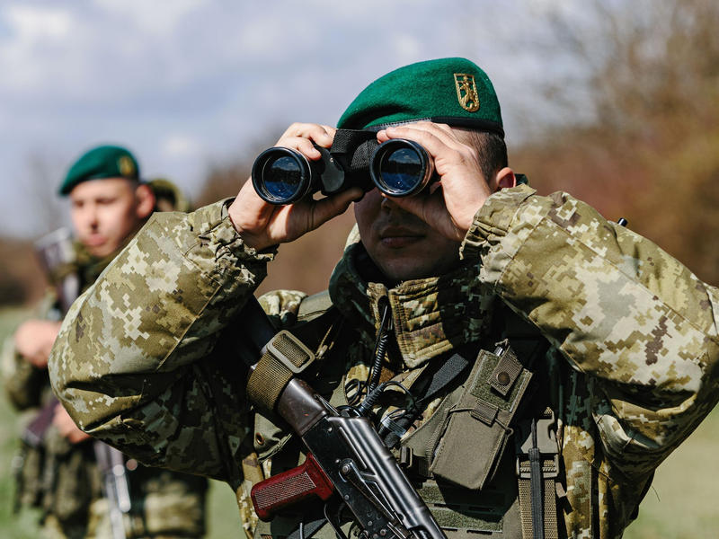 Der ukrainische Grenzschutz hindert immer wieder kriegsunwillige Wehrpflichtige an der Flucht über die Westgrenzen des Landes. (Archivbild) - Foto: -/Ukrinform/dpa