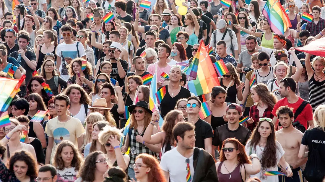 Bulgarien verbietet nicht-heterosexuelle Botschaften und Themen wie  geschlechtliche Selbstbestimmung in Schulen. - Bild: picture alliance / dpa