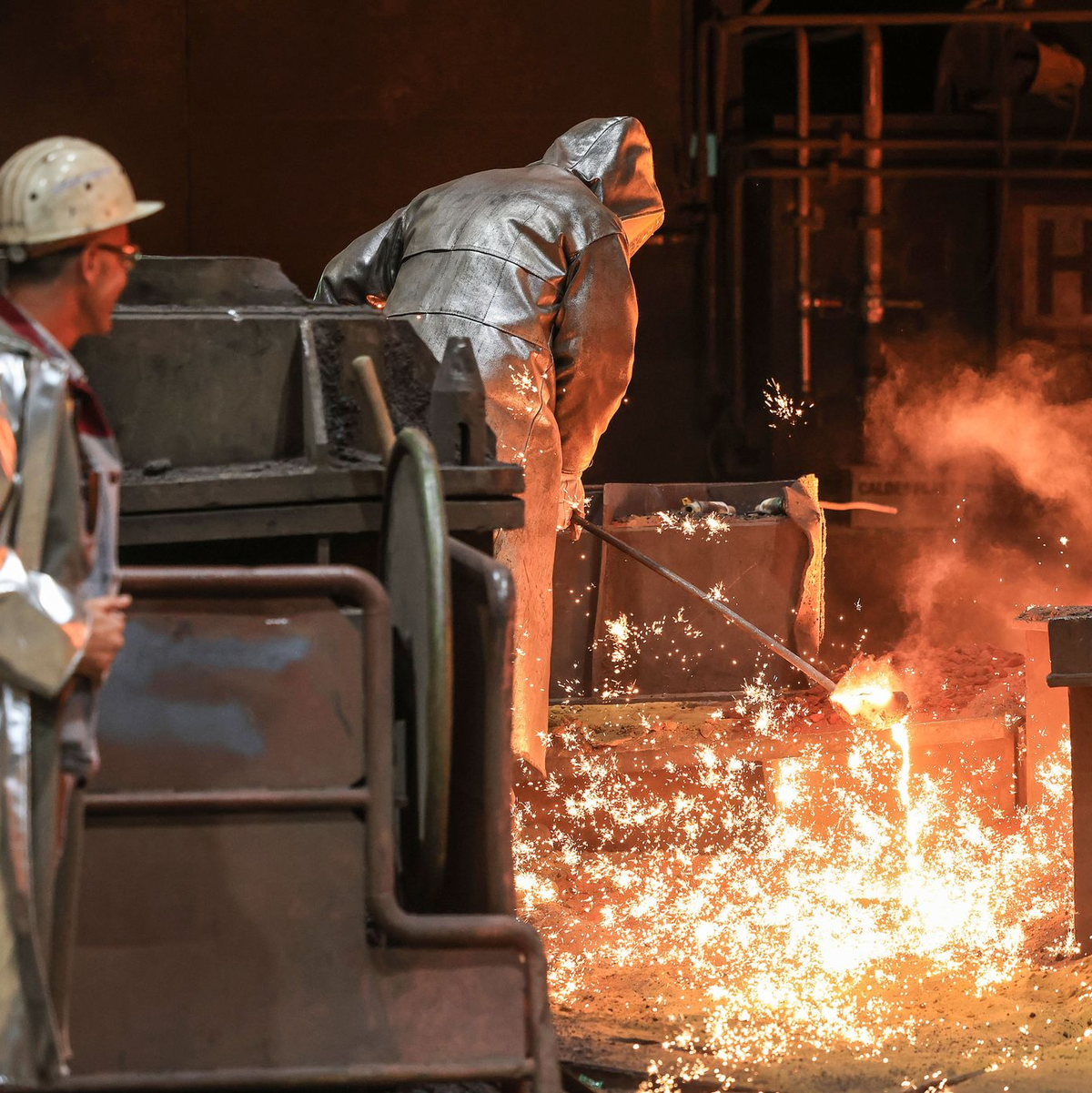 Deutschlands größter Stahlerzeuger Thyssenkrupp Steel steht vor einem Umbau. - Foto: Oliver Berg/dpa