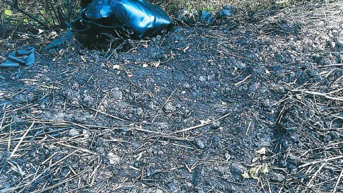 LPI-G: Altöl entsorgt - KPI Gera ermittelt und sucht Zeugen - Bild: presseportal.de