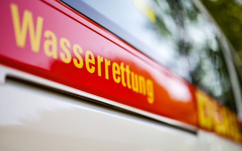 In deutschen Gewässern sind im laufenden Jahr 353 Menschen ertrunken - und damit deutlich mehr als im Vorjahr. (Symbolbild) - Foto: Christoph Reichwein/dpa