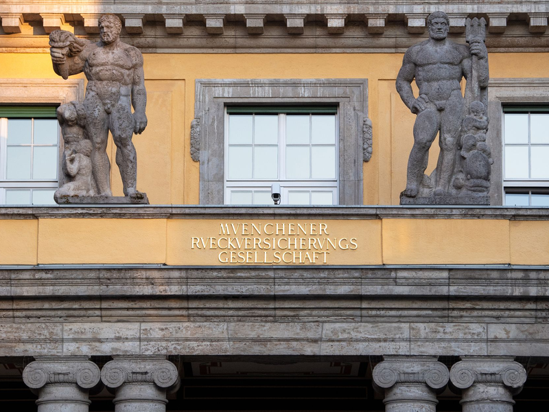 Die Munich Re meldet trotz schwacher Konjunktur starke Zahlen.  - Foto: Sven Hoppe/Deutsche Presse-Agentur GmbH/dpa
