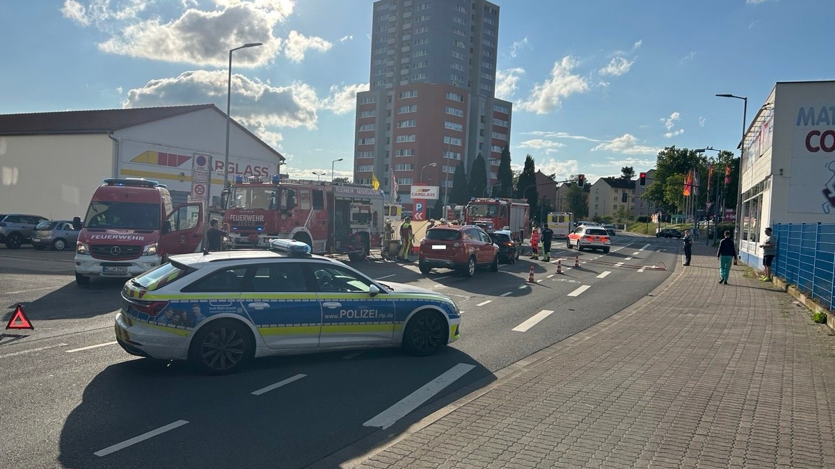 POL-PPWP: Vorfahrtsverstoß fordert Totalschaden - Foto: presseportal.de