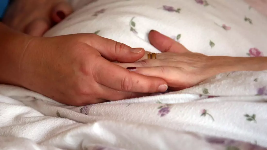 Der Verdächtige soll Frauen im Alter von 72 und 94 Jahren in ihren Wohnungen getötet haben. (Symbolbild) - Bild: Peter Förster/dpa-Zentralbild/dpa