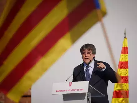 Nach der Rede verschwand Puigdemont von der Bildfläche. Die Polizei leitete eine Großfahndung ein. (Archivbild) - Foto: Joan Mateu/AP/dpa