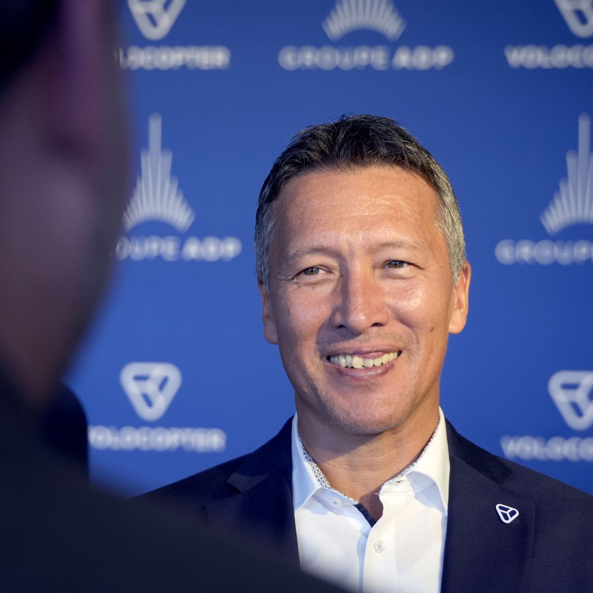 Unternehmenschef Dirk Hoke spricht von einem Meilenstein. - Foto: Maximilian Specht/dpa