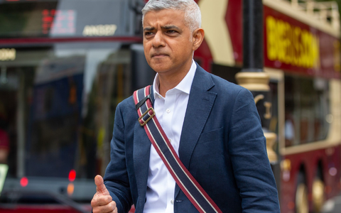 Kommende Woche soll Swift auf ihrer Tour wieder in der britischen Hauptstadt spielen. (Archivbild) - Foto: Tayfun Salci/ZUMA Press Wire/dpa Kommende Woche soll Swift auf ihrer Tour wieder in der britischen Hauptstadt spielen. (Archivbild) - Foto: Tayfun Salci/ZUMA Press Wire/dpa