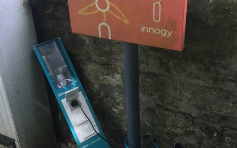 POL-PDKL: Sachbeschädigung, Zeugen gesucht - Foto: presseportal.de