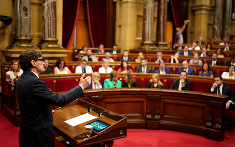 Illa wurde auch mit den Stimmen der linken moderat-separatistischen Partei ERC zum neuen Ministerpräsidenten Kataloniens gewählt. - Foto: Joan Mateu/AP/dpa