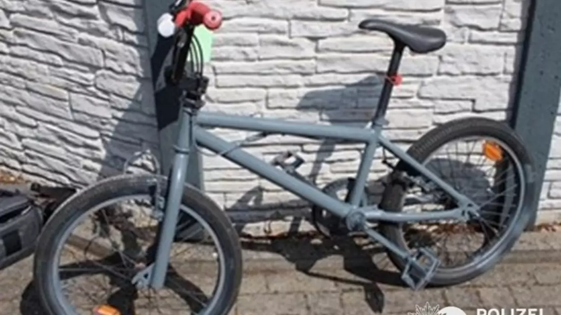 POL-KLE: Emmerich - BMX Rad in Umkleidekabine aufgefunden: Die Polizei sucht den Eigentümer - Bild: presseportal.de