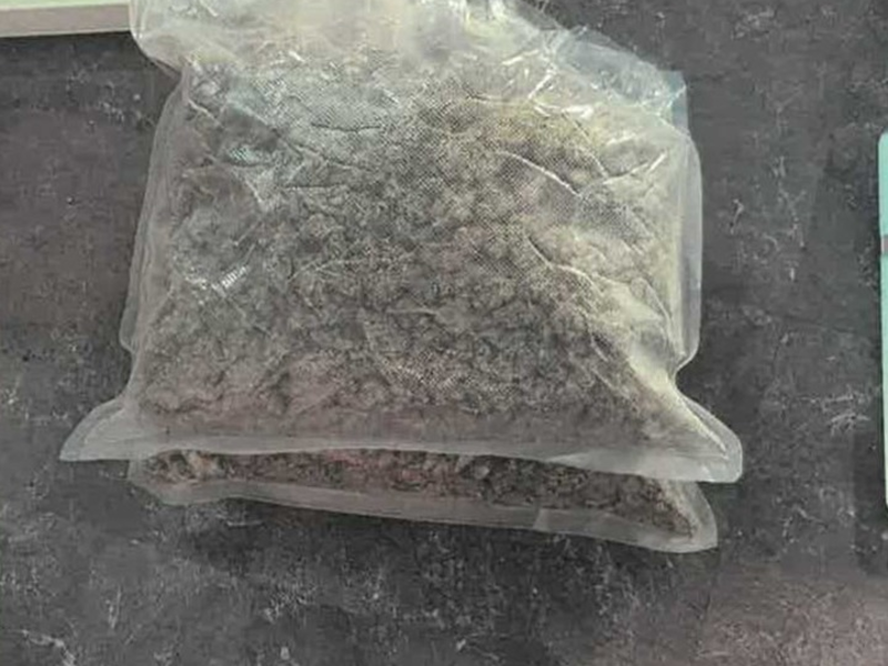 ZOLL-E: Zollfahndung Essen und Staatsanwaltschaft Kleve - Zauberpilz-Sets führen zu Sicherstellung von fast fünf Kilogramm Drogen und Cannabis-Plantage - Foto: presseportal.de